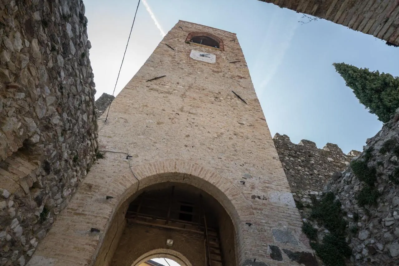 Apartment Gardappartamenti Castle Bell Moniga del Garda